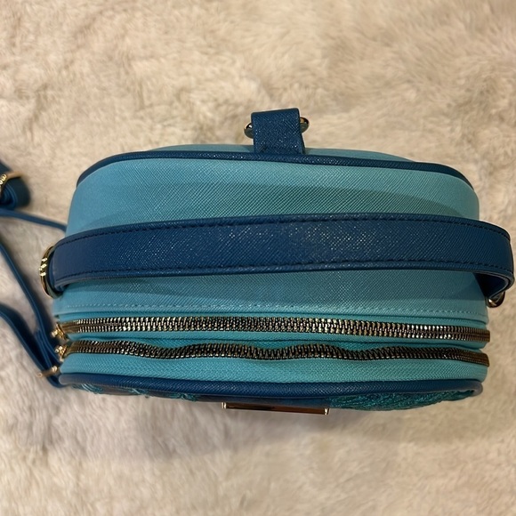 Disney The Little Mermaid Kiss The Girl Ariel & Eric Light Up Mini Backp… - Picture 8 of 11